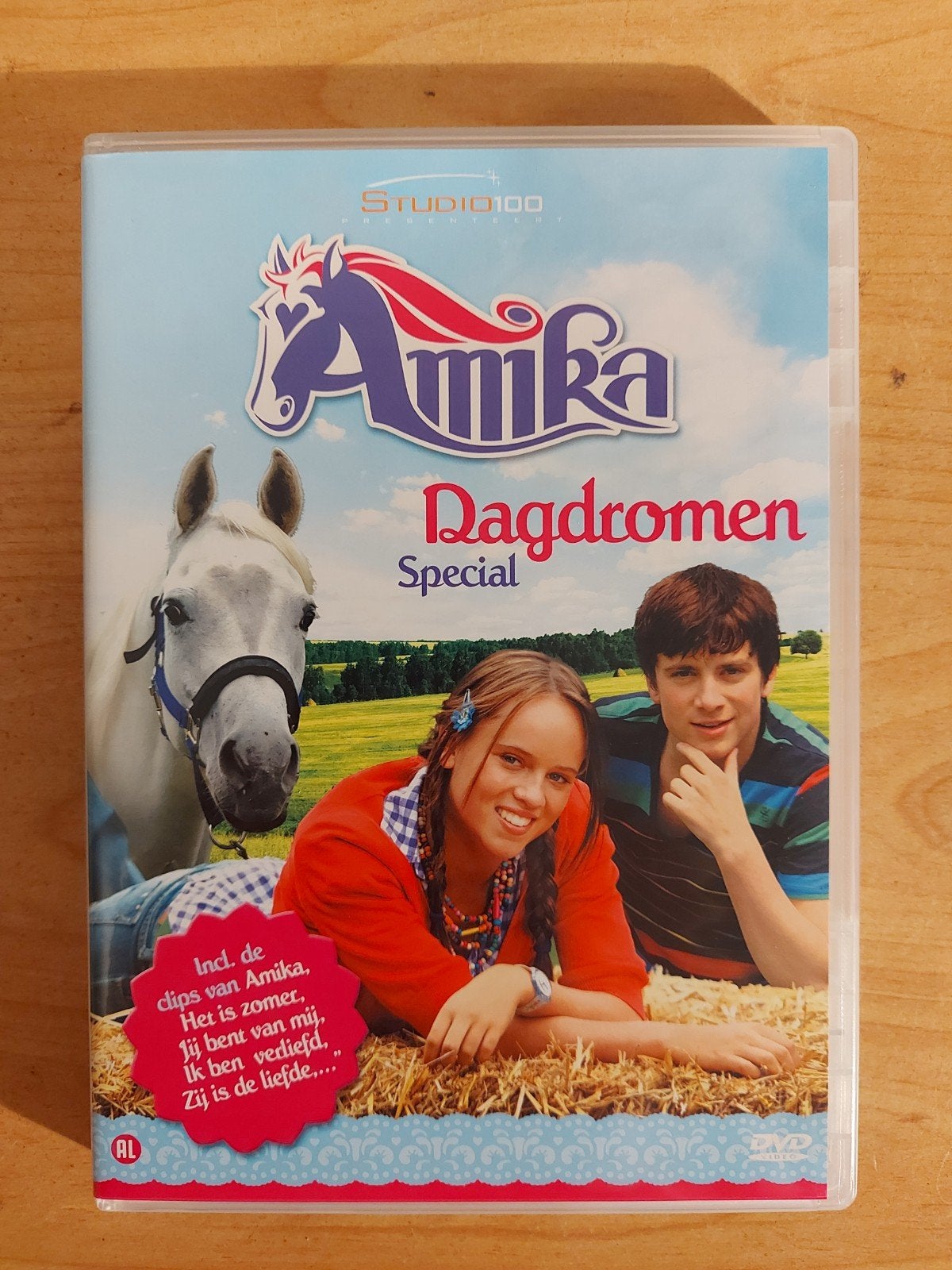 Amika Dagdromen - Studio 100, Alle leeftijden, Ophalen of Verzenden, Zo goed als nieuw