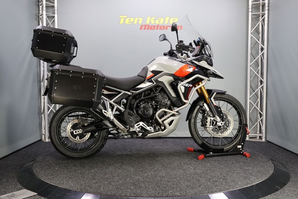 Triumph TIGER 900 RALLY PRO, Traction Control, 900 cc, Meer dan 35 kW, Toermotor