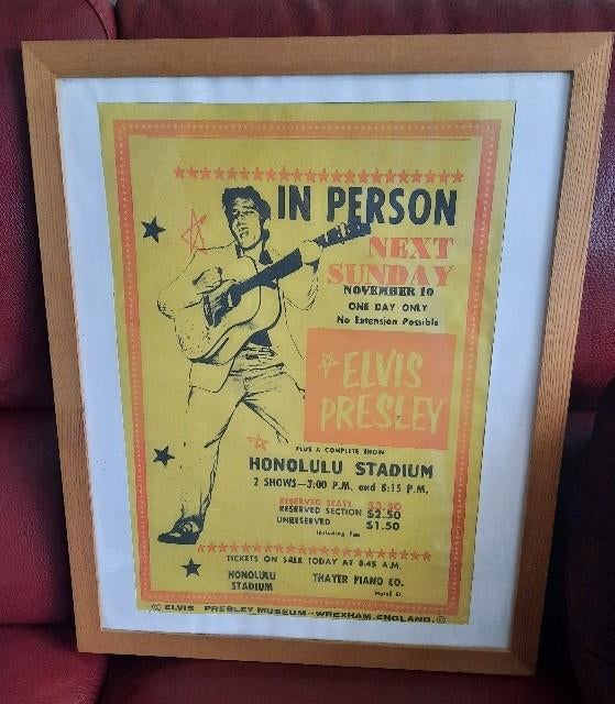 2 lijsten 1 met Elvis Presley en 1 met kuifje samen 14 euro, Ophalen of Verzenden, Hout