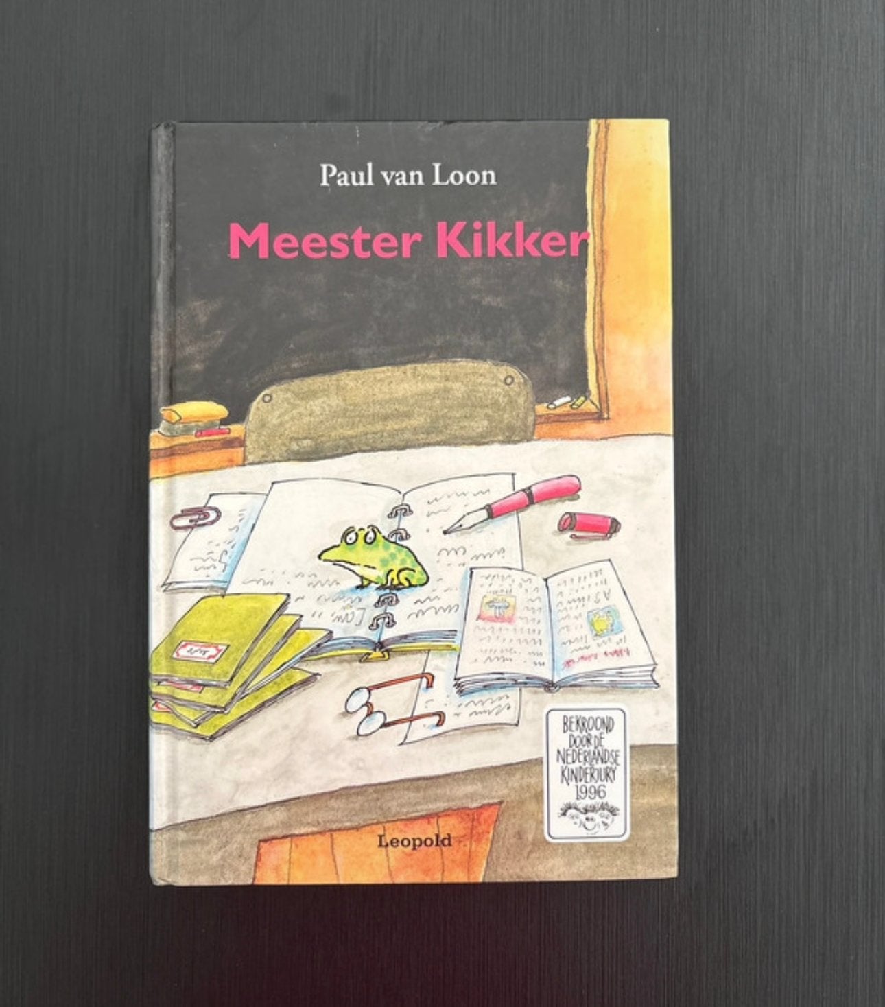 Meester Kikker - Paul van Loon (Bekroond), Ophalen of Verzenden, Zo goed als nieuw, Fictie algemeen