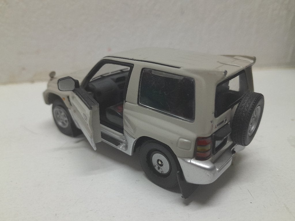 Mitsubishi Pajero, Ophalen of Verzenden, Zo goed als nieuw, Auto, Overige merken