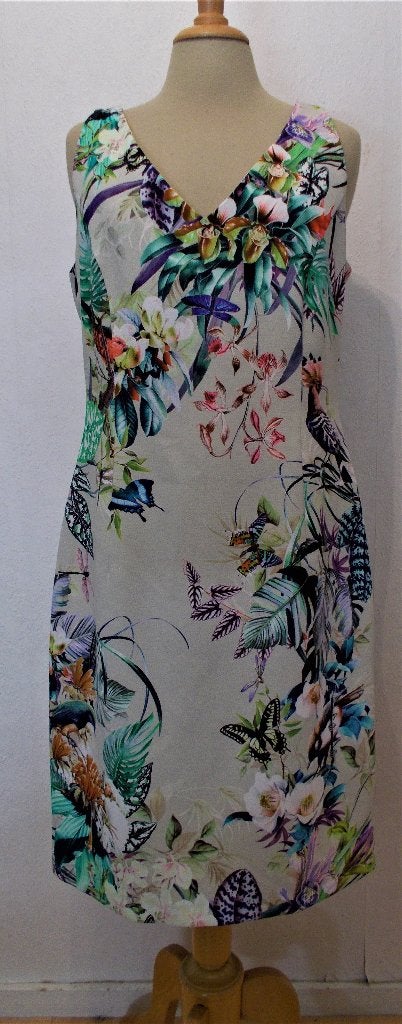 Mooie vogel/bloemen print jurk van Apanage! 40, Maat 38/40 (M), Zo goed als nieuw, Knielengte, Meerkleurig