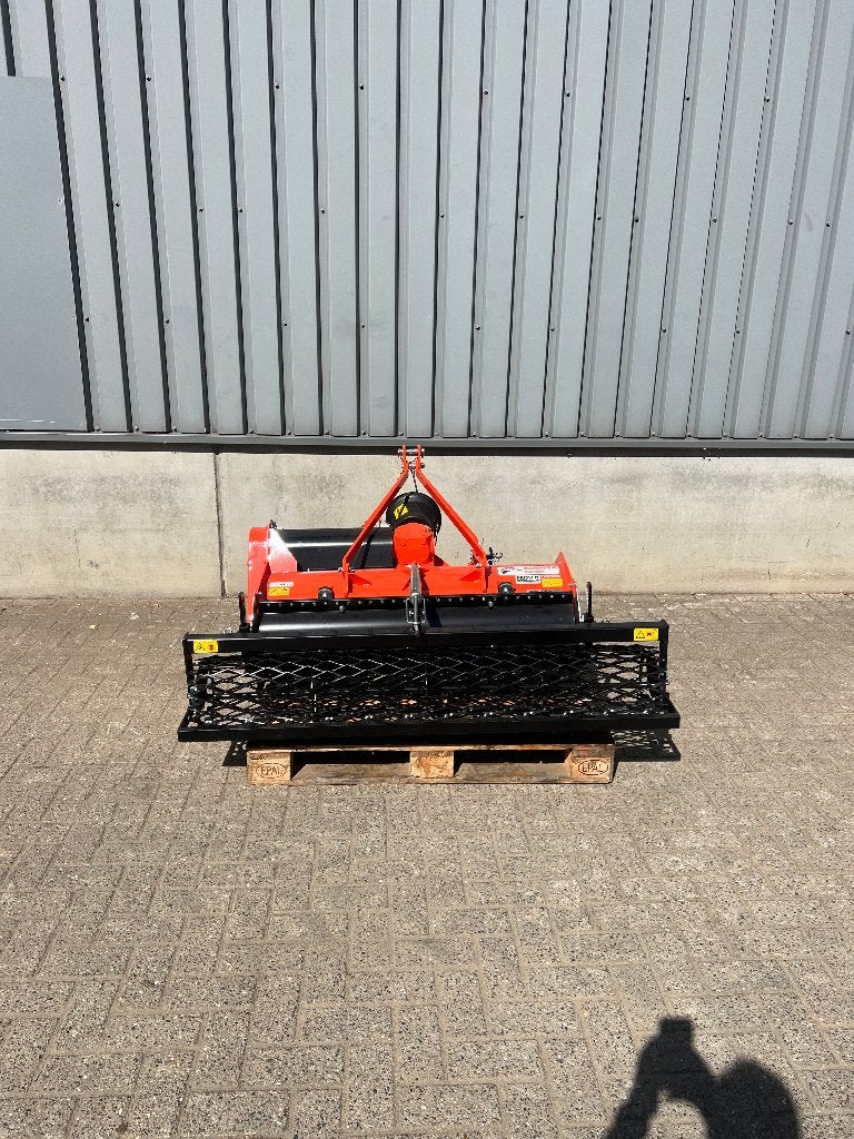 Kubota overtopfrees, Ophalen, Akkerbouw, Grondbewerking