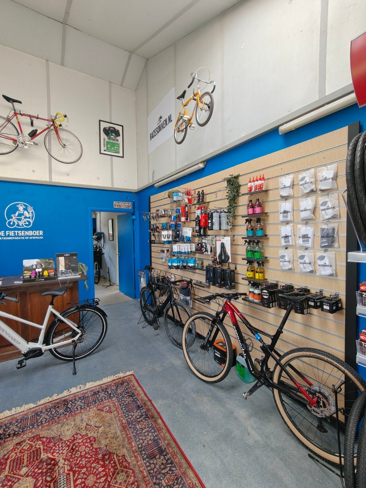 Reparatie en verkoop nieuwe en 2e hand fietsen, Diensten en Vakmensen, Fietsenmakers en Bromfietsenmakers