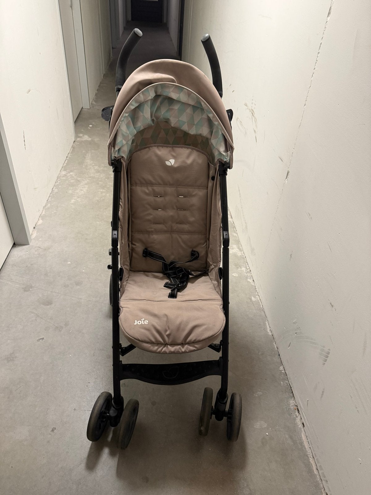 Joie buggy - Lichtgewicht en compact, Kinderen en Baby's, Buggy's, Ophalen, Gebruikt, Overige merken, Zonnekap
