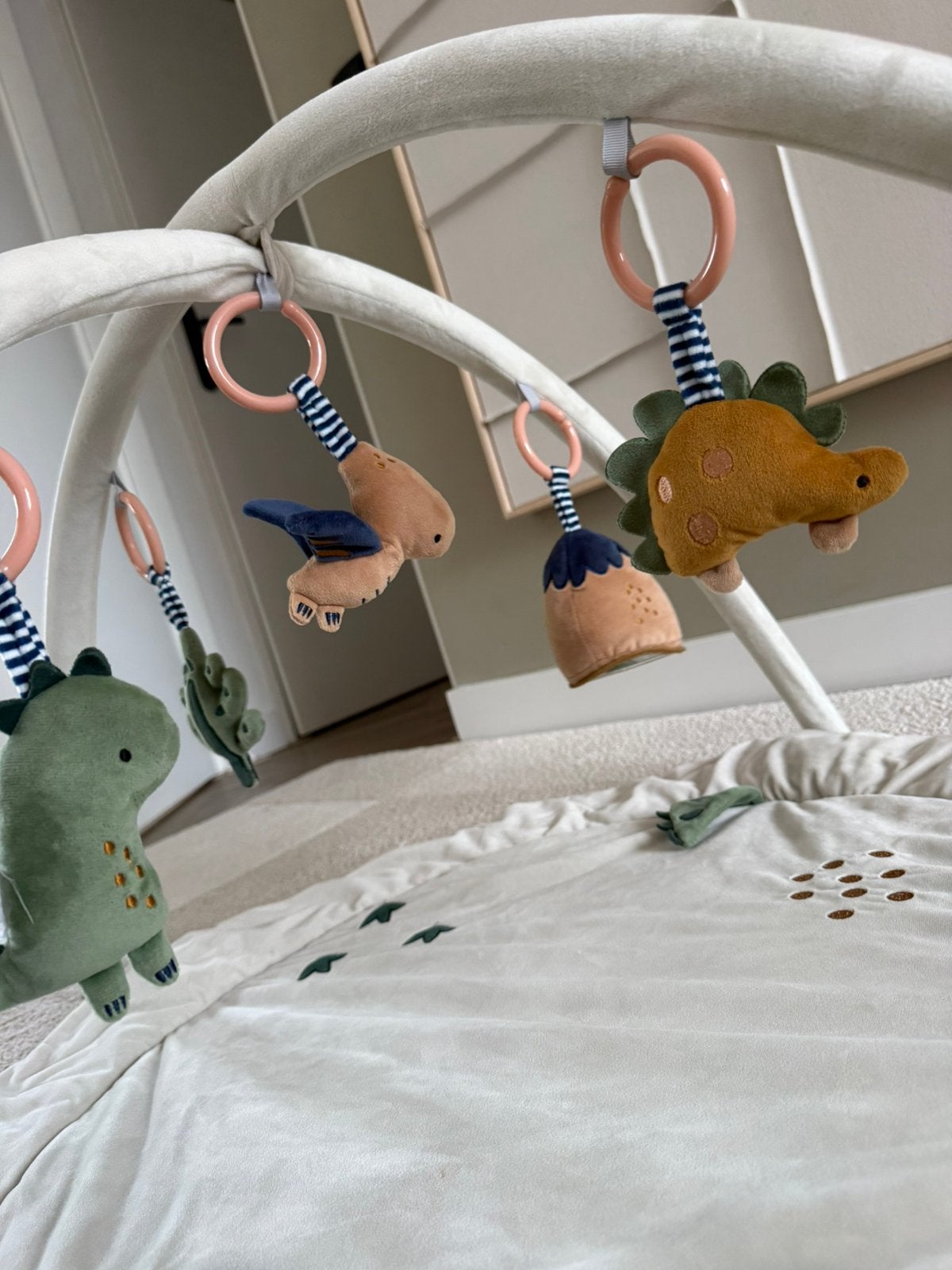 BABYGYM «DINO» | INCL. ACCESSOIRES | BEIGE, Ophalen, Zo goed als nieuw