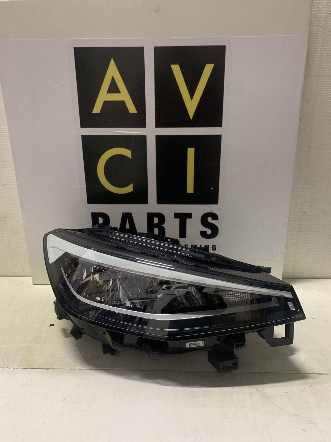 Vw iD4 11B Led Koplamp rechts 11B941006A NIEUW, -, Volkswagen, -, Nieuw