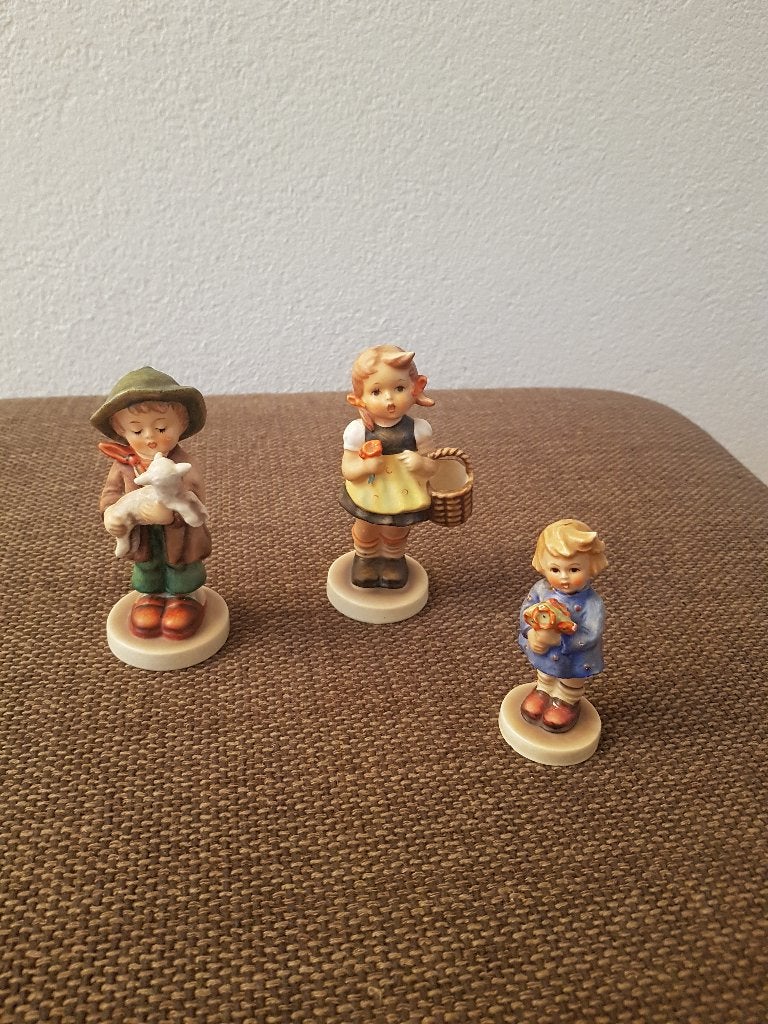 goebel hummel in een koop 100 euro, Ophalen, Zo goed als nieuw, Hummel
