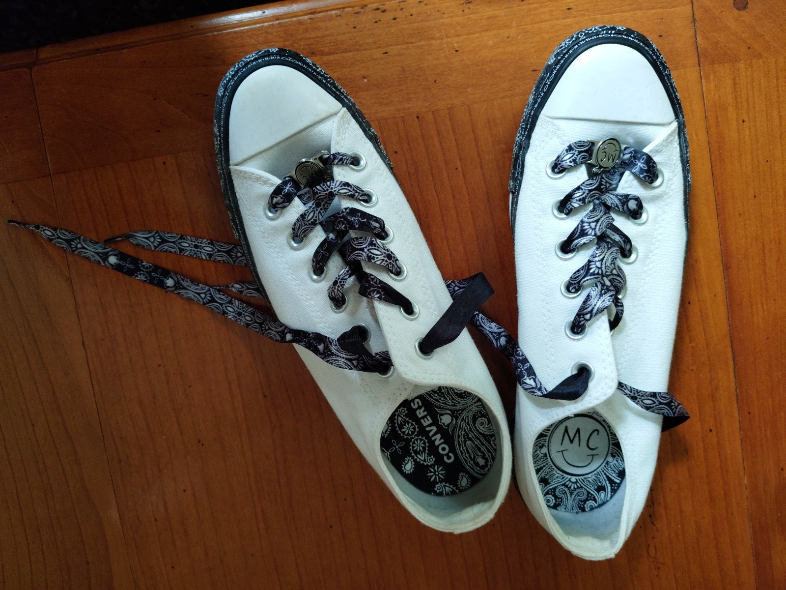 Converse ALL STAR Miley Cyrus Chuck Taylor Mickey Mouse, Kleding | Dames, Wit, Converse, Ophalen of Verzenden, Sneakers of Gympen