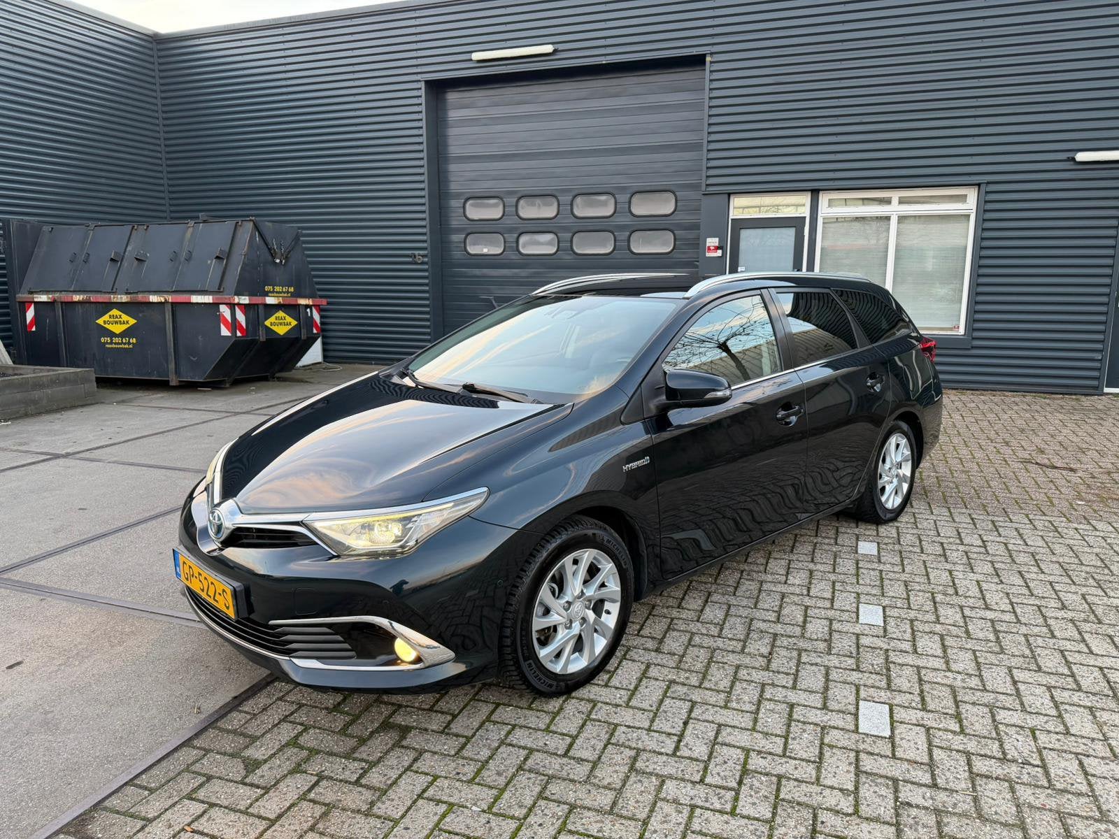 Toyota Auris 1.8 Touring Sports Led Navi Pano NAP 2015, Stof, 4 cilinders, Zwart, Stationwagon