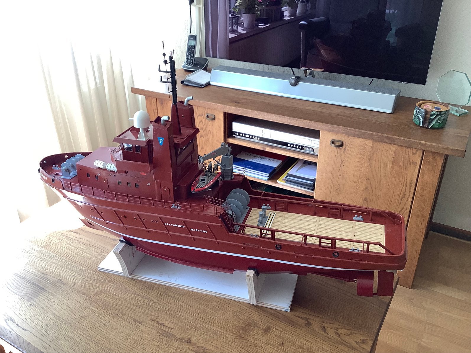 Spaanse Sleper varend model schaal 1:50, Ophalen