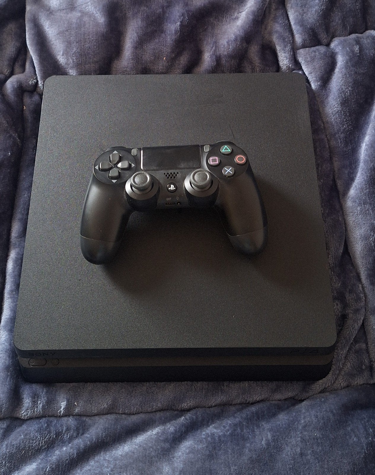 PS4 met 1 controller en kabels, Spelcomputers en Games, Ophalen, Met 1 controller, Original, 500 GB