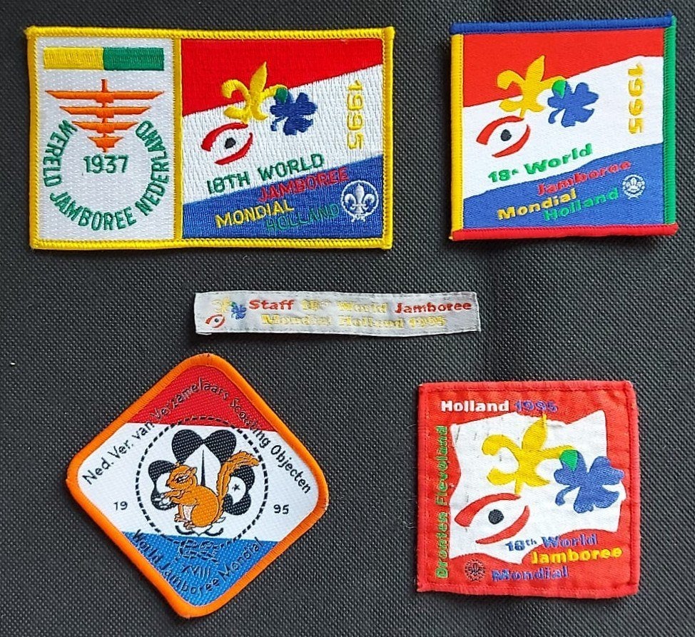 scouting Wereld Jamboree 1995 Set insignes, Verzamelen, Ophalen of Verzenden, Zo goed als nieuw, Embleem, Speld of Insigne