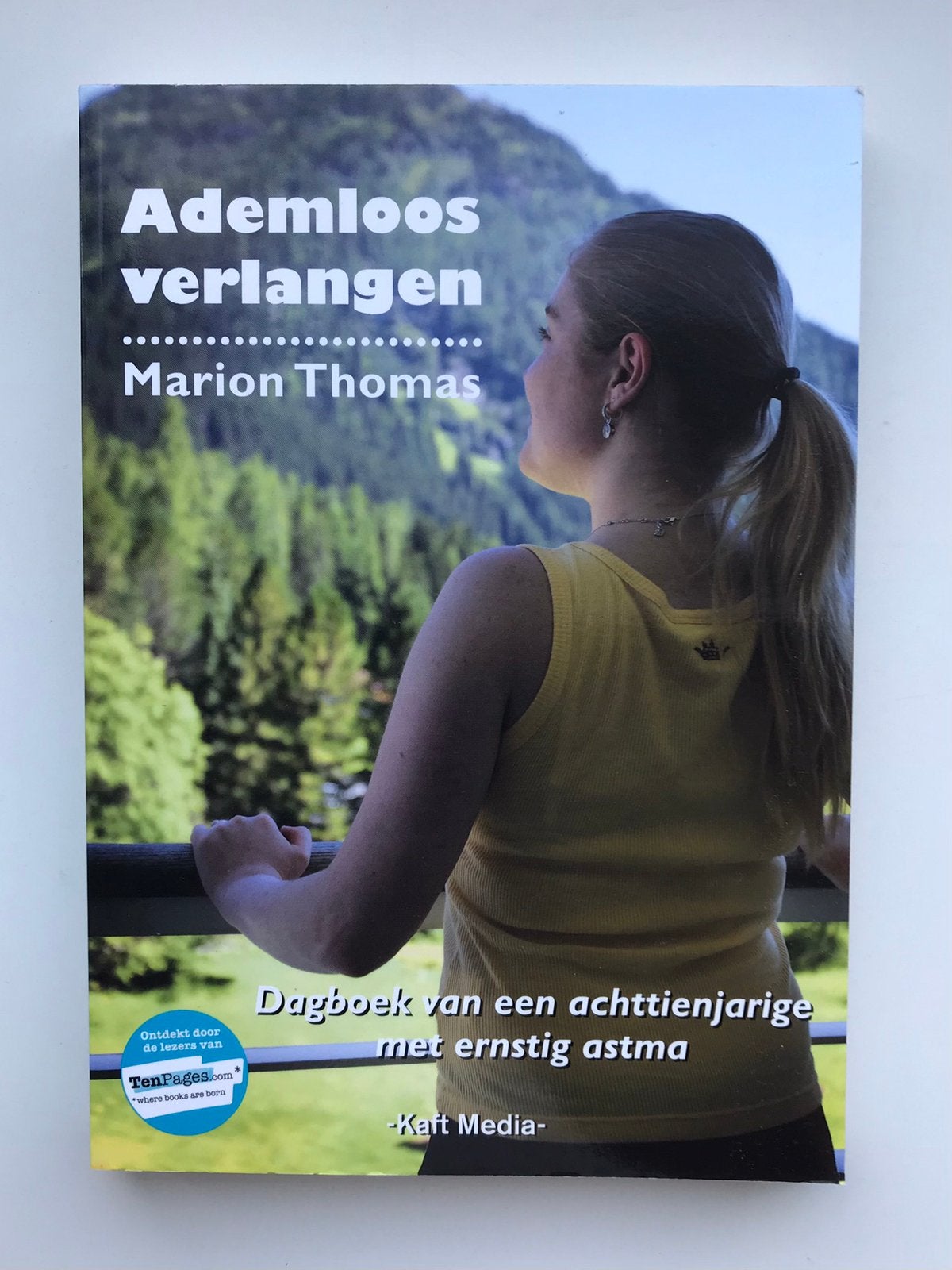 Ademloos verlangen - Marion Thomas, Ophalen of Verzenden, Zo goed als nieuw