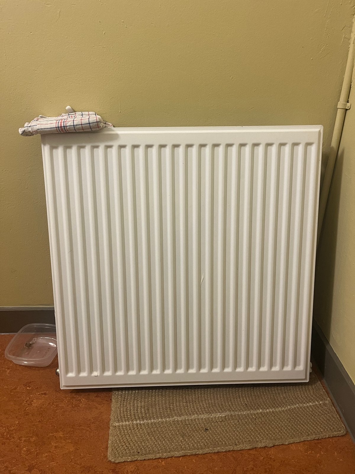 Radiator 70x70 cm, Ophalen, 30 tot 80 cm, Radiator, Minder dan 60 cm