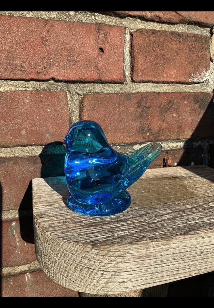 Klein blauw, turquoise vogeltje v glas. Glazen vogel. 8,5 cm, Verzamelen, Ophalen of Verzenden
