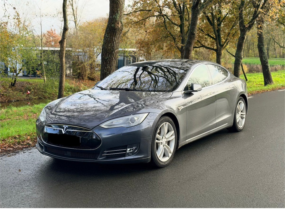 Tesla Model S 2016 (GRATIS OPLADEN) TAXI KLAAR INCL CABMAN, Automaat, Beige, 110 €/maand, Model S
