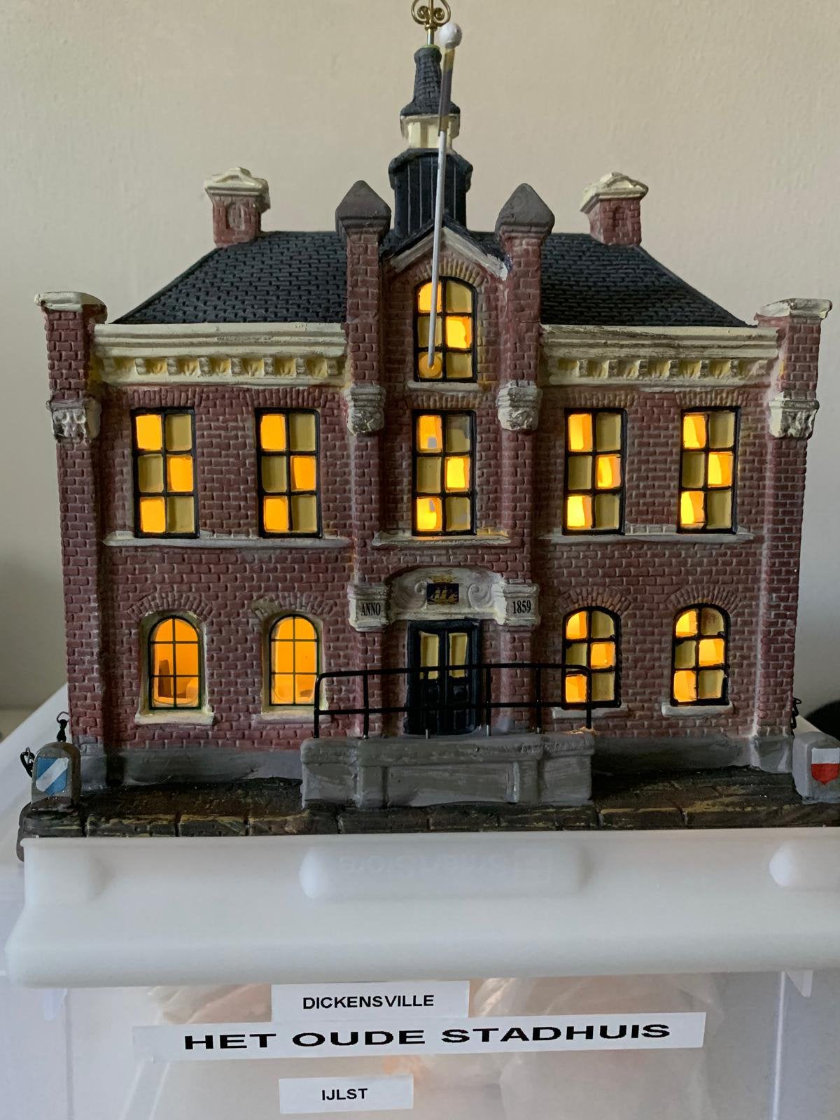 Het oude stadhuis Ijlst, Ophalen of Verzenden, Zo goed als nieuw