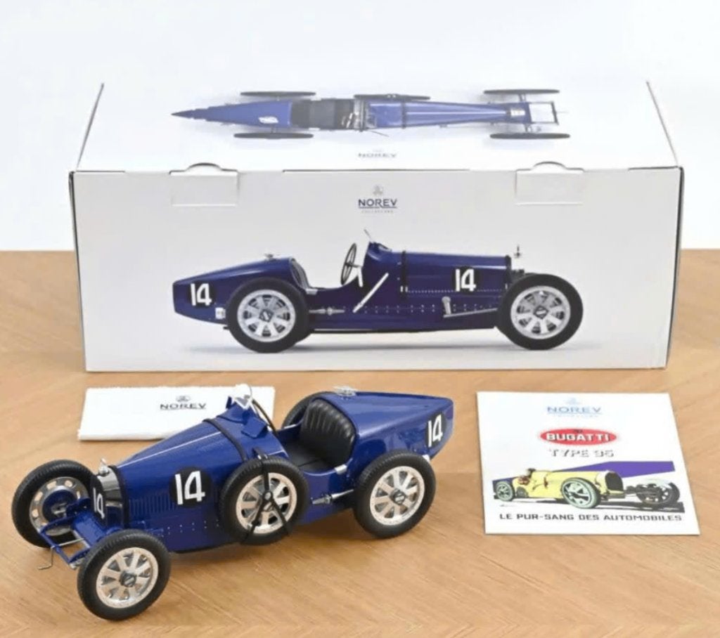 Bugatti T35 1925 Donker Blauw LIM. schaal 1/12 Norev 125703, Hobby en Vrije tijd, Verzenden, Nieuw, 1:9 t/m 1:12, Auto