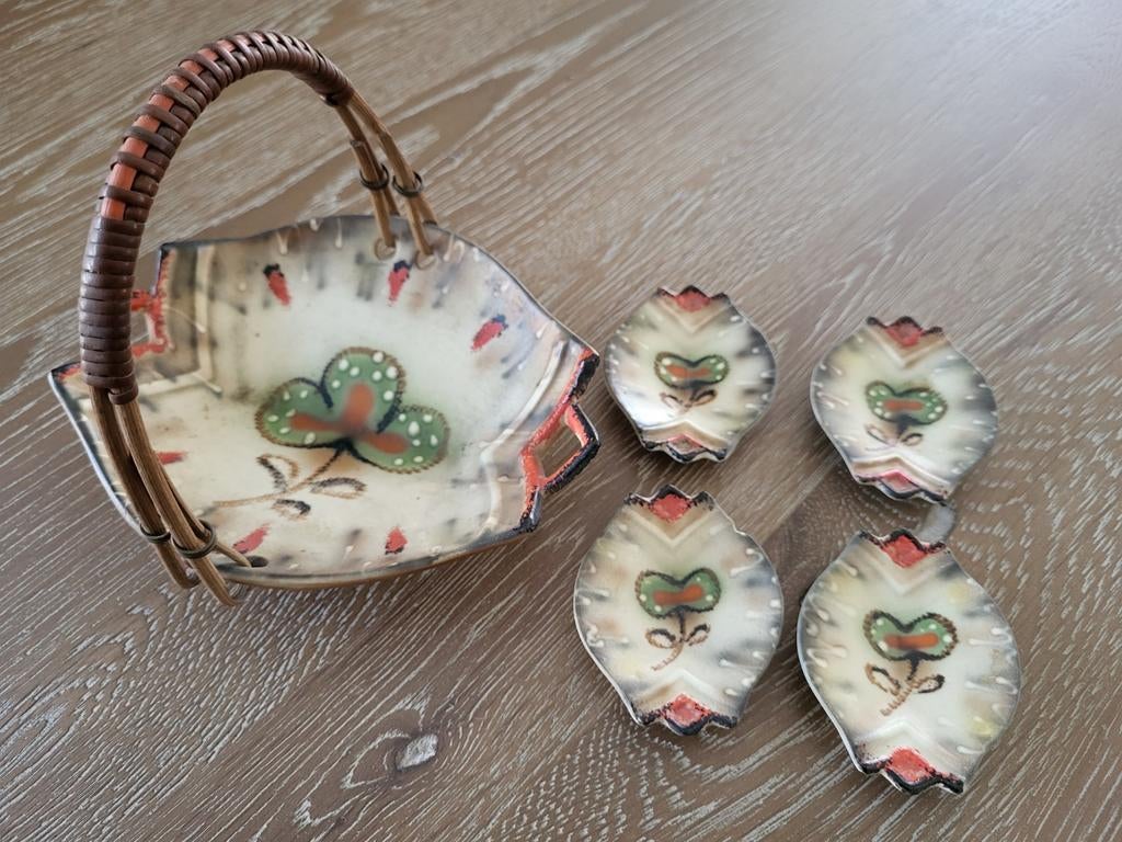 Schaaltjes bihl, Antiek en Kunst, Antiek | Keramiek en Aardewerk, Ophalen