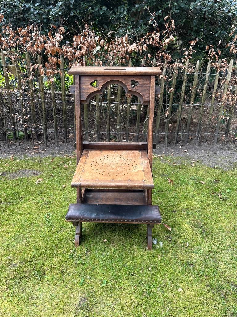 Antieke bidstoel / kerkstoel van eikenhout, Antiek en Kunst, Ophalen