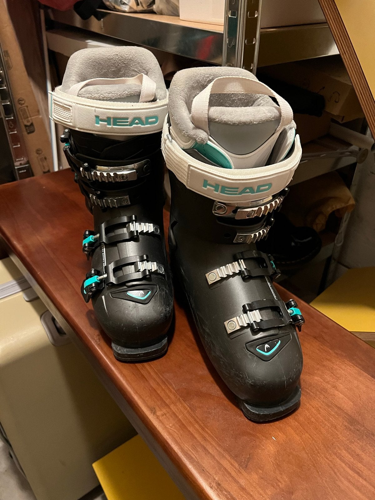 Head Advant Edge 75 W skischoenen - MP 24.5, Sport en Fitness, Gebruikt, Schoenen, Ophalen of Verzenden, Skiën
