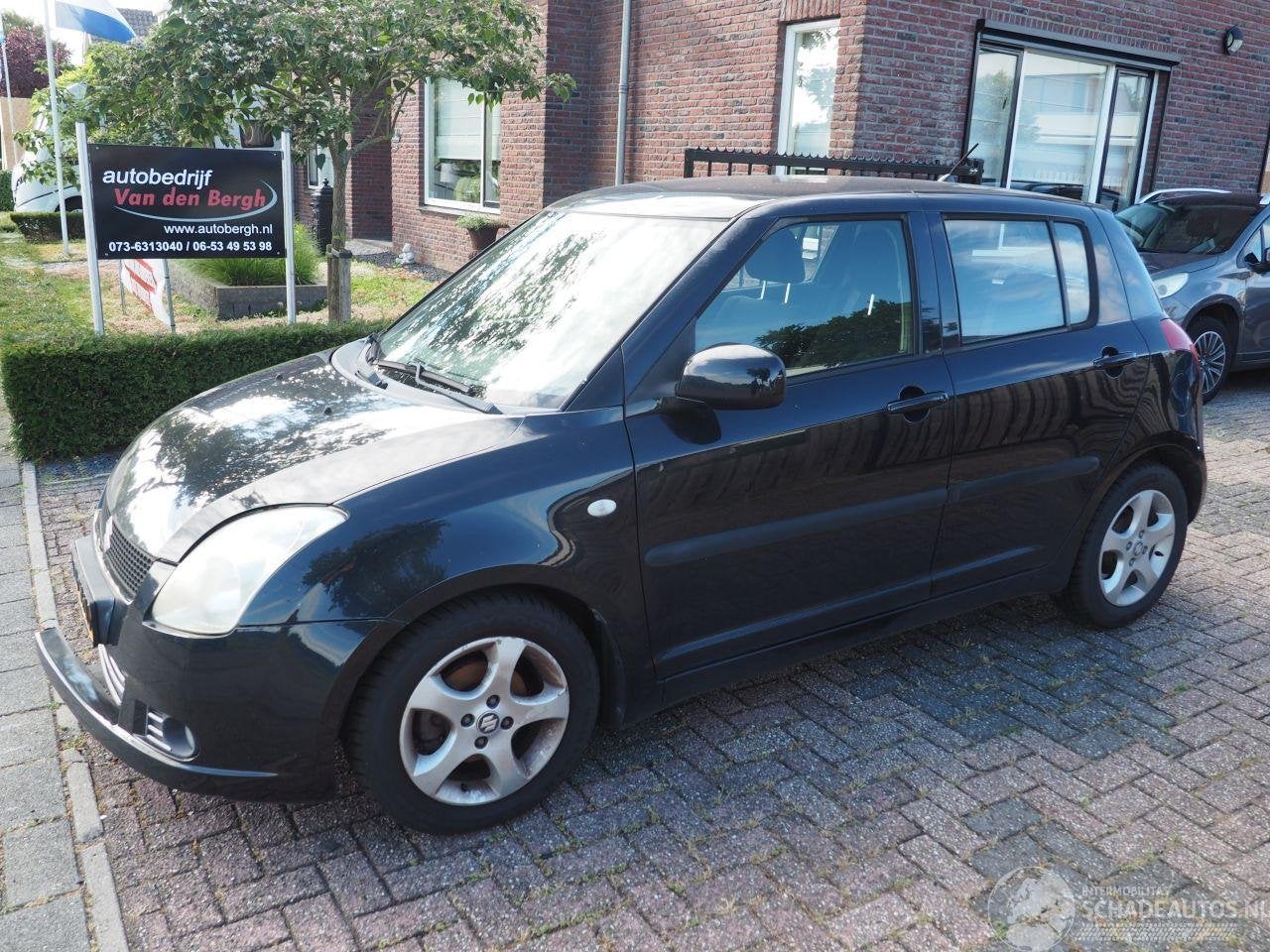 Suzuki Swift 1.3 Shogun (bj 2006), Handgeschakeld, Kontakt@suzuki.de, Suzuki International Europe GmbH, Benzine
