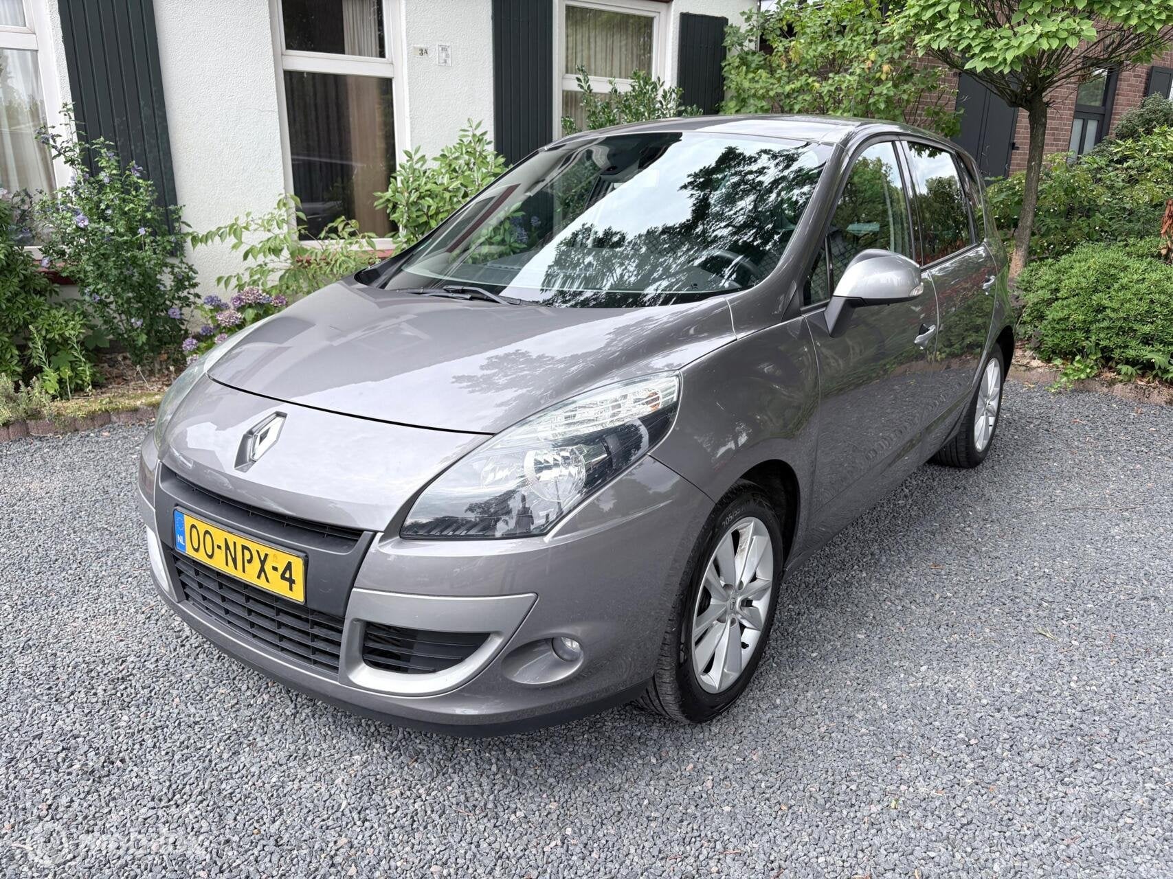 Renault Scenic 1.4 TCe | AIRCO | NAVIGATIE | TREKHAAK |, Voorwielaandrijving, Euro 5, Gebruikt, 1295 kg