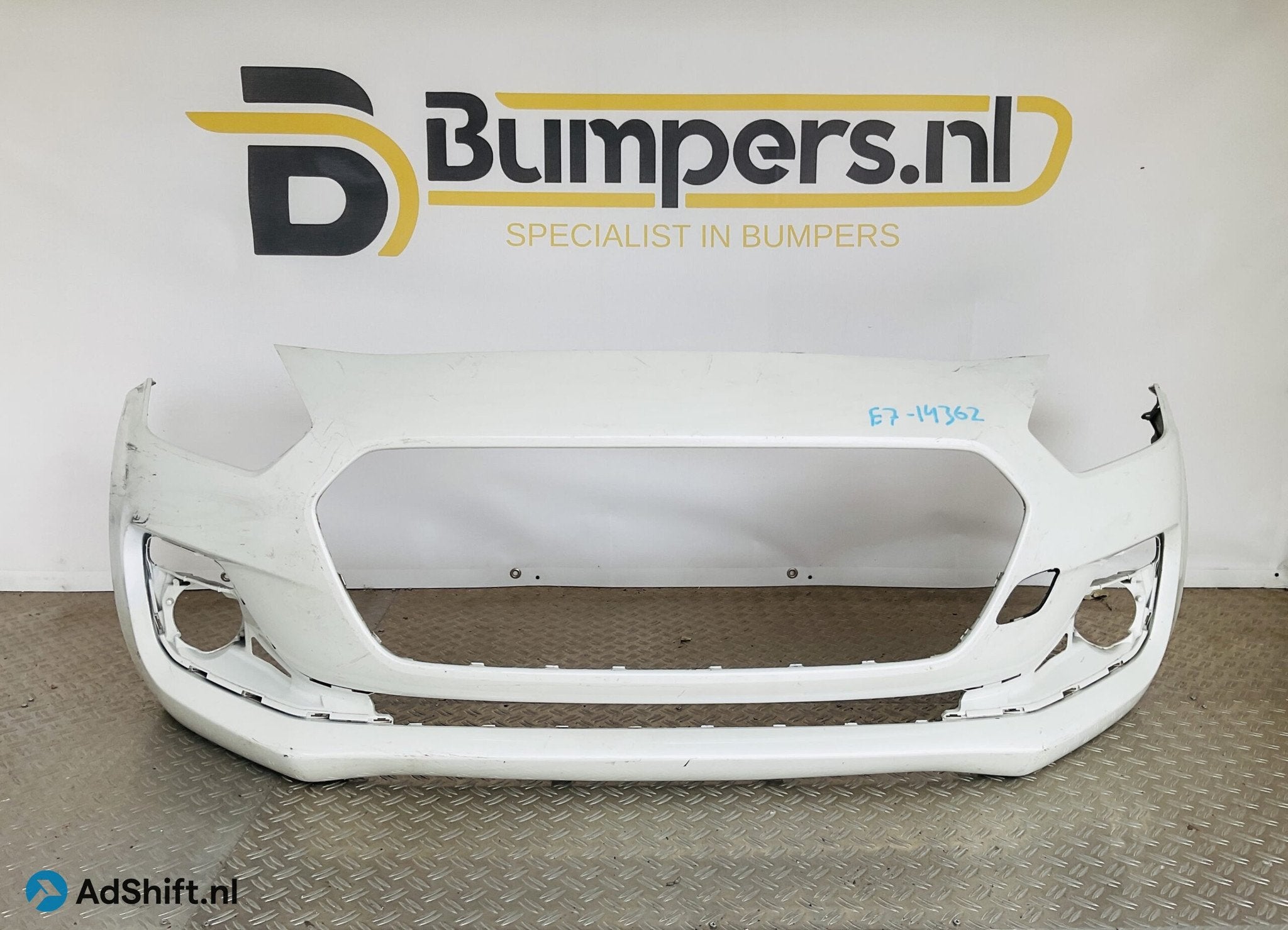 Bumper Suzuki Swift MK8 VIII 2017-2021 71711-53R Voorbumper, Bumper