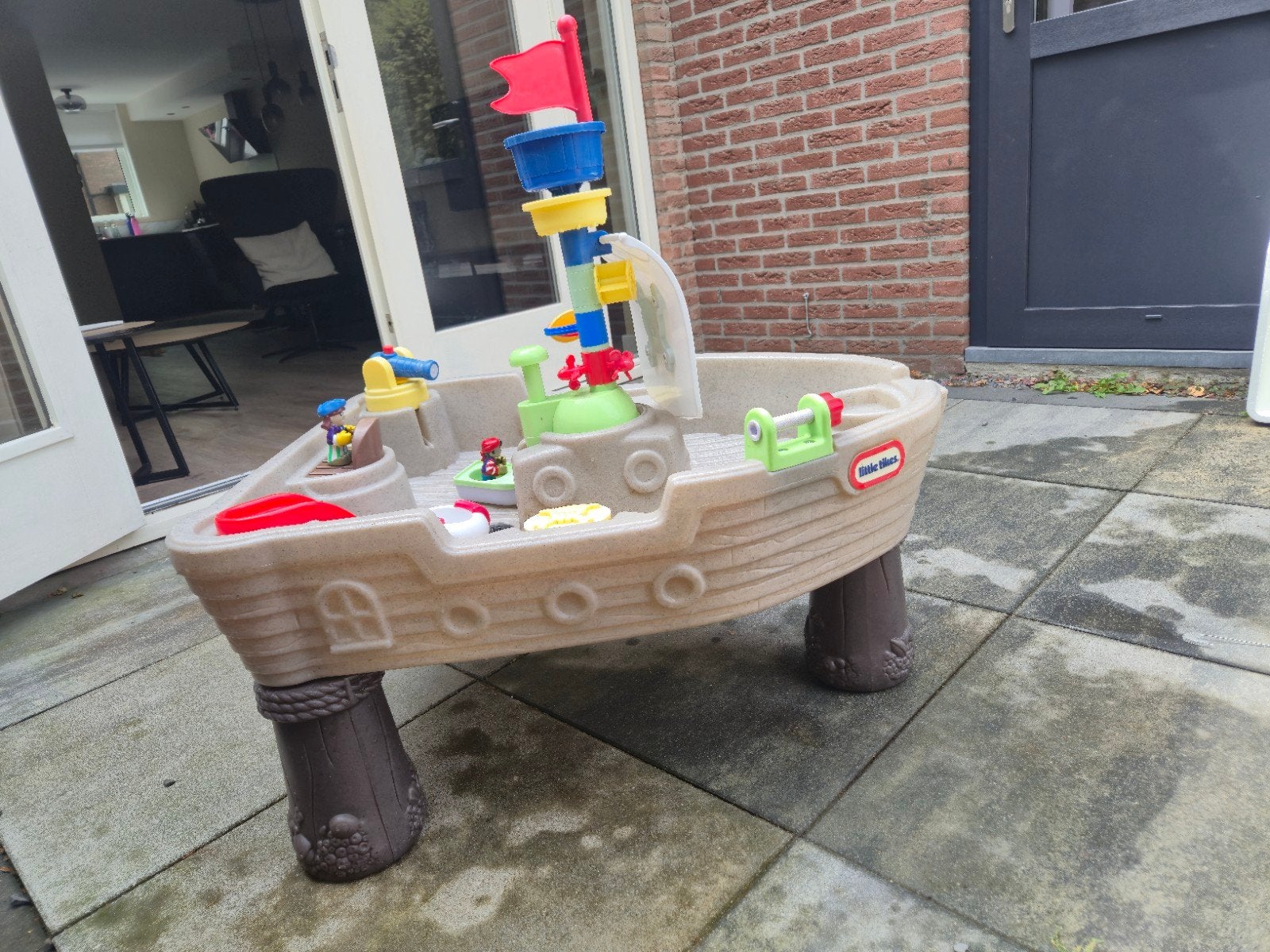 Watertafel piraat, Ophalen, Gebruikt