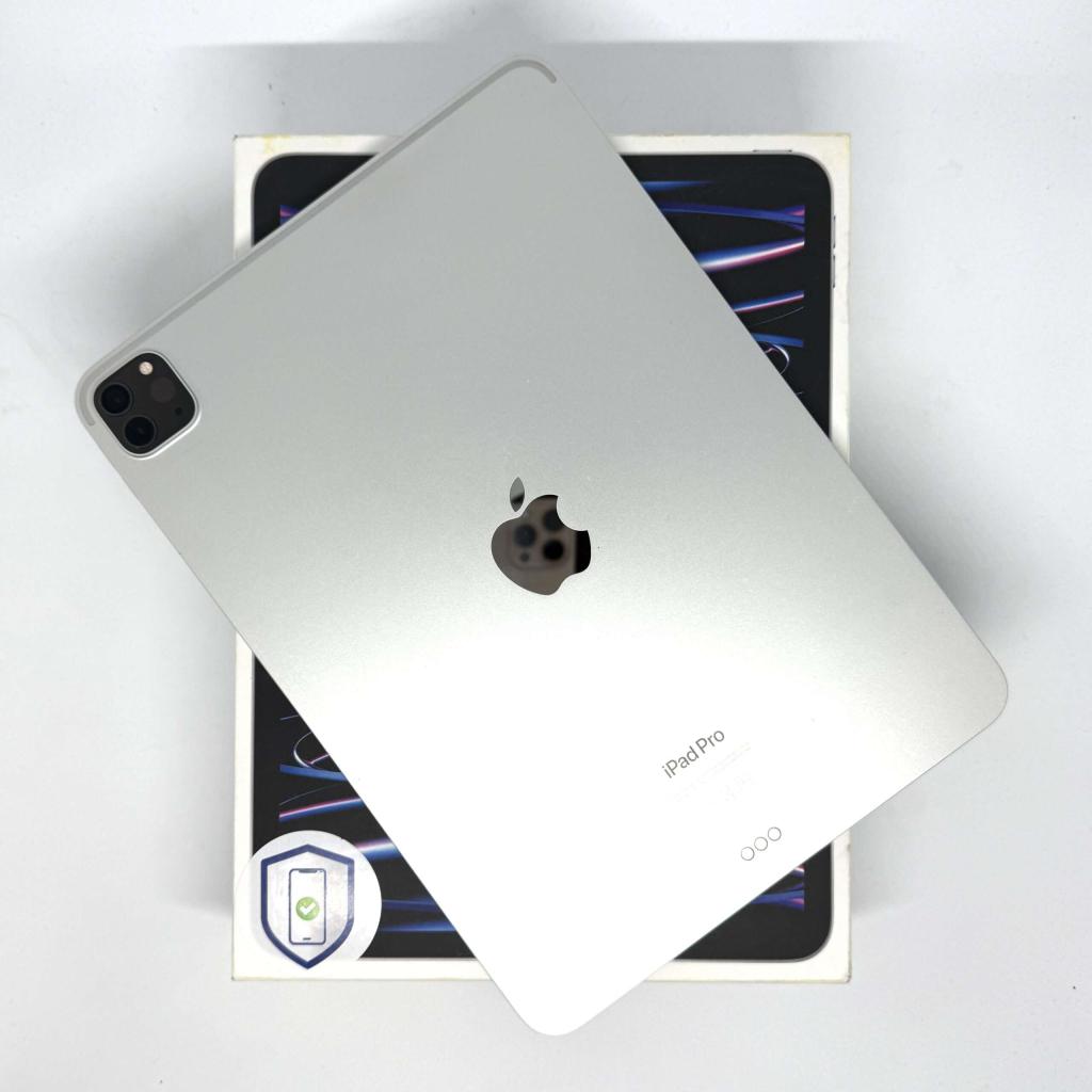 iPad Pro 4e 11 inch M2 128GB zilver /zeer net /88% batt /gar, Apple, Zo goed als nieuw, Support@apple.com, Apple Park Way, Cupertino, California