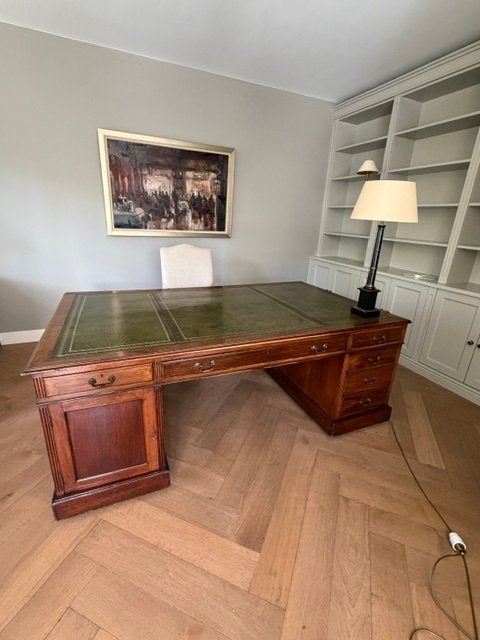 Engels antiek mahoniehouten bureau met ingelegd leren blad, Antiek en Kunst, Ophalen