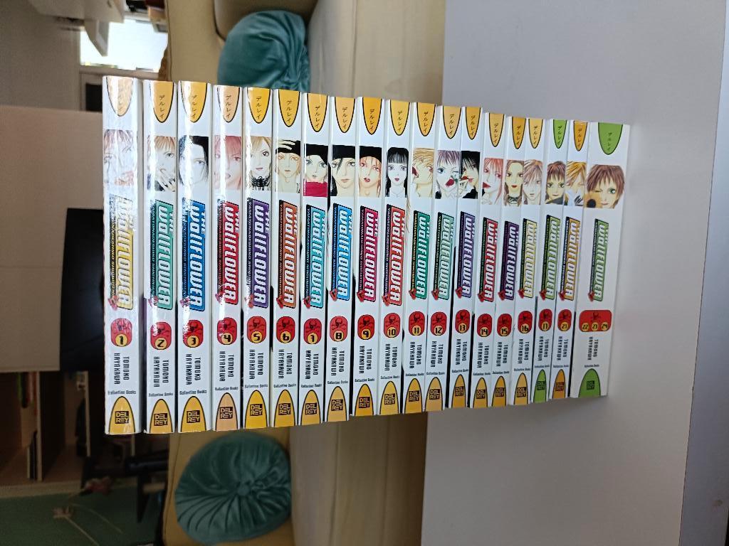Manga wallflower, Boeken, Meerdere comics, Ophalen of Verzenden, Gelezen, Japan (Manga)