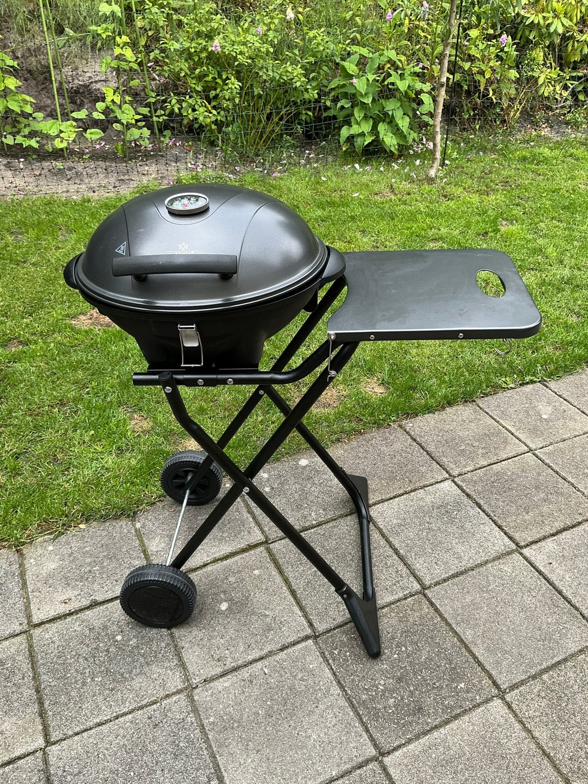 Kesser elektrische barbecue met inklapbaar onderstel, Ophalen, Zo goed als nieuw