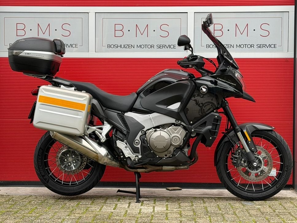 HONDA VFR 1200 X CROSSTOURER (bj 2013), Motoren, HONDA, 4 cilinders, Motorrijbewijs A, Onbekend