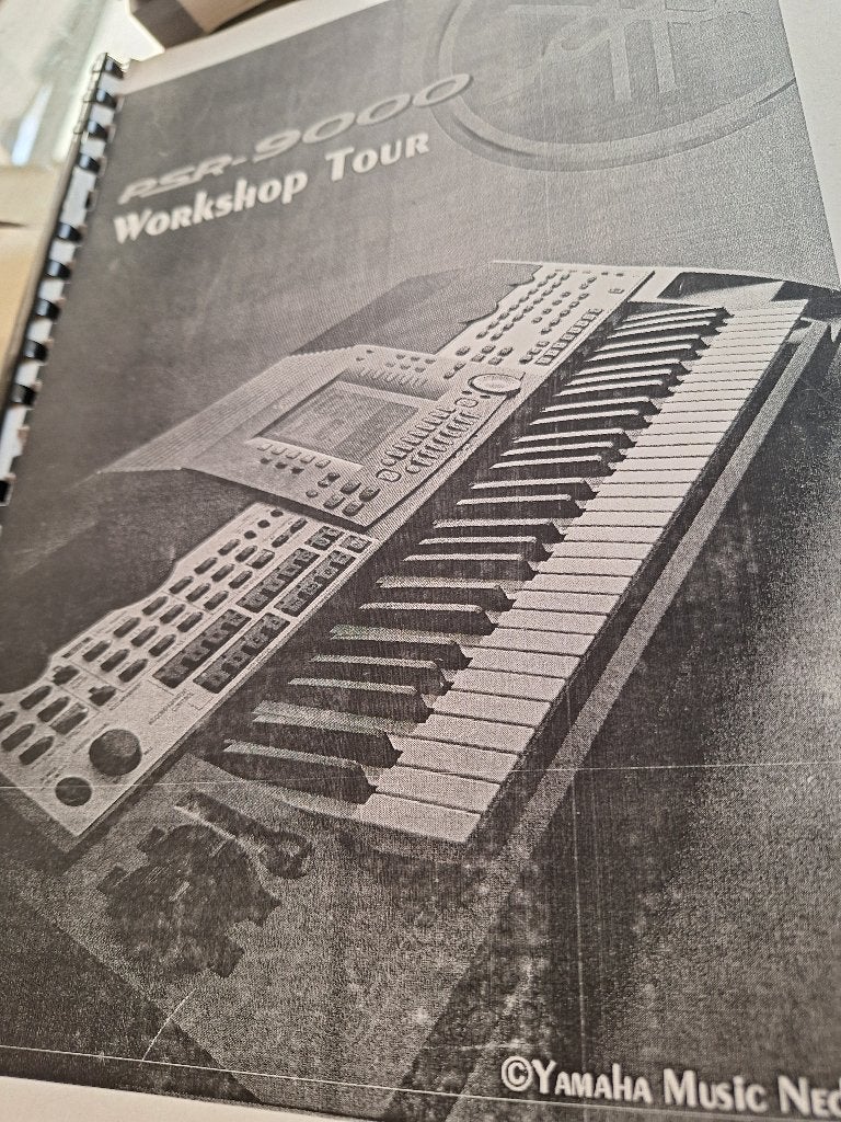 Keyboord Yamaha psr 9000, Muziek en Instrumenten, Keyboards, Ophalen, Zo goed als nieuw, 61 toetsen, Yamaha