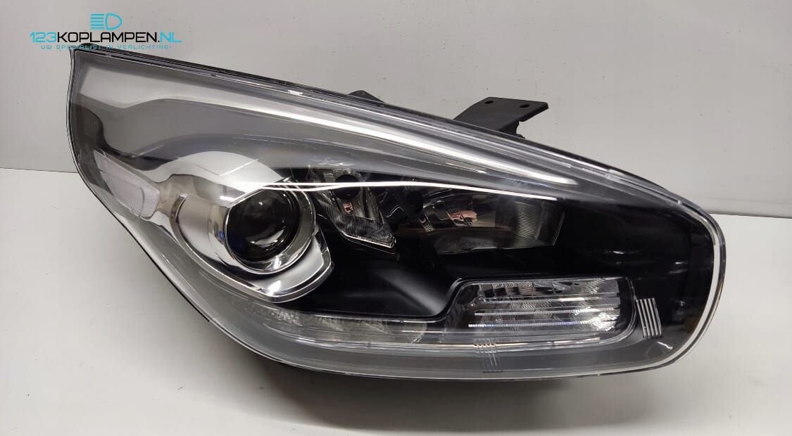 Kia Carens 4 Bi Xenon koplamp rechts, -, -, Ophalen of Verzenden, -