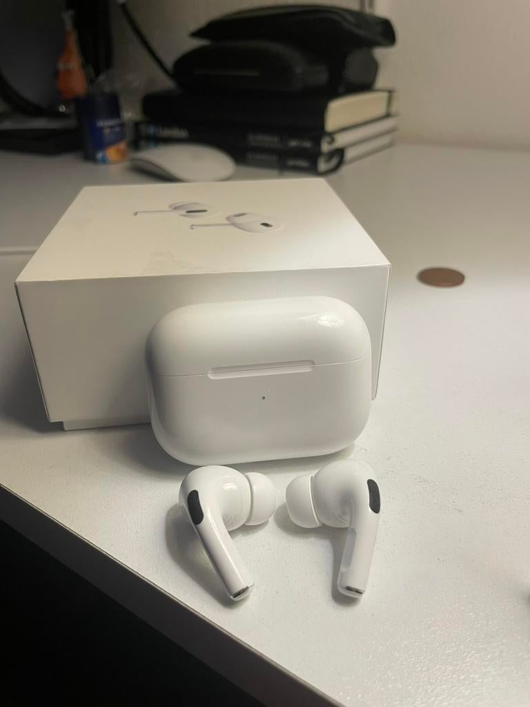 Airpods pro (2nd gen), Telecommunicatie, Mobiele telefoons | Oordopjes, Ophalen of Verzenden, Zo goed als nieuw