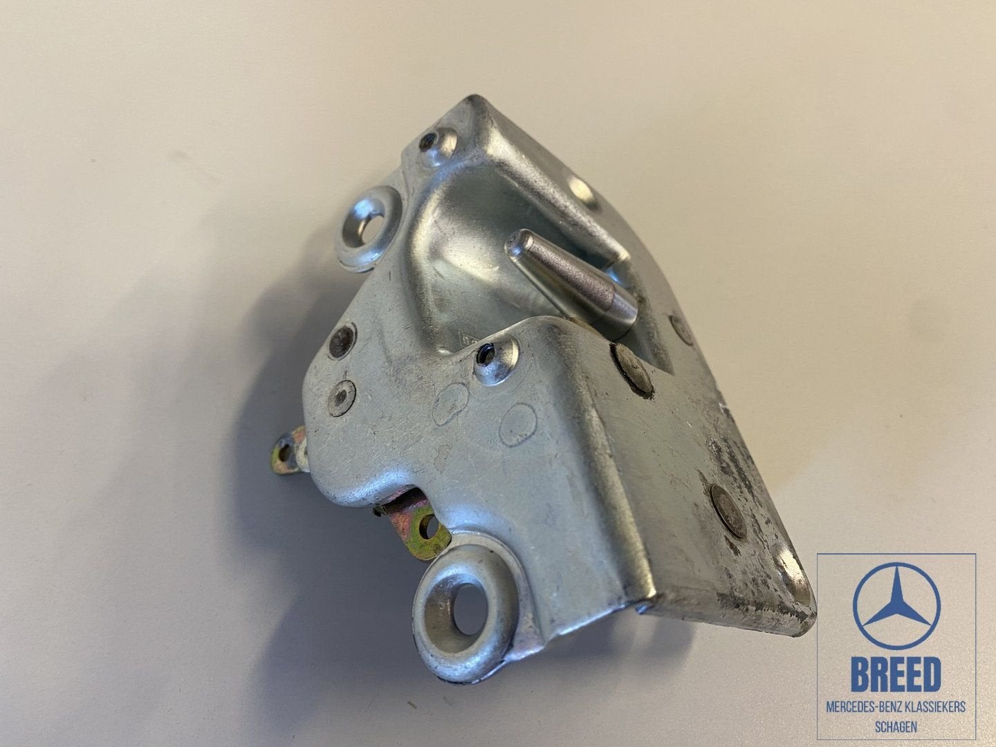 NOS portierslot rechtsvoor Mercedes-Benz W108 W111 W113 W115, -, Nieuw, Ophalen of Verzenden, -