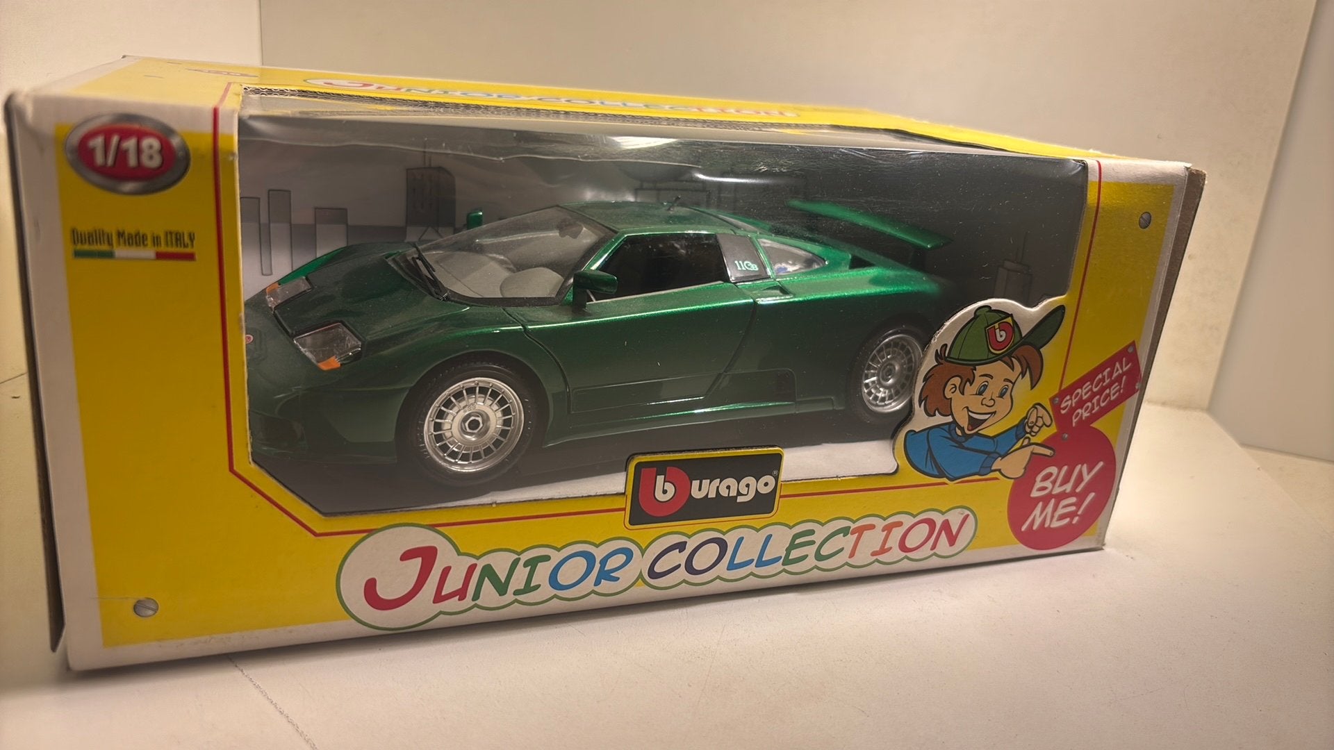 Bugatti eb110 green junior colletion bburago 1.18, Ophalen of Verzenden, Bburago, A, A