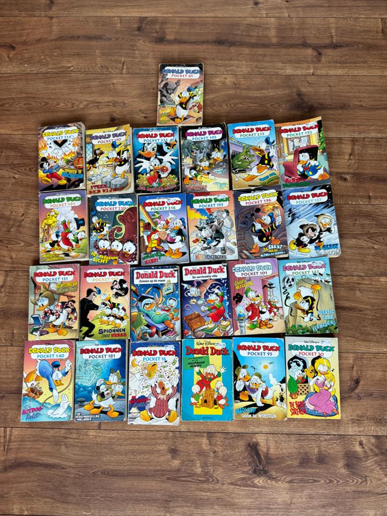 Grote collectie Donald Duck Pockets (25 stuks)