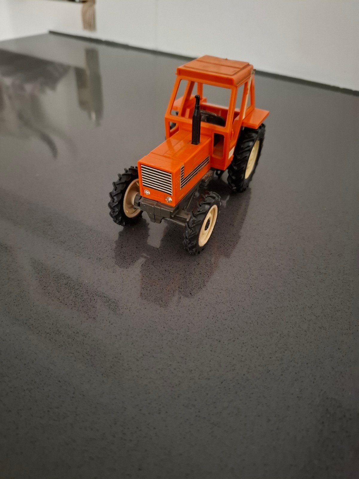 te koop britains fiat 880, Hobby en Vrije tijd, Ophalen of Verzenden, Zo goed als nieuw, Tractor of Landbouw, Britains