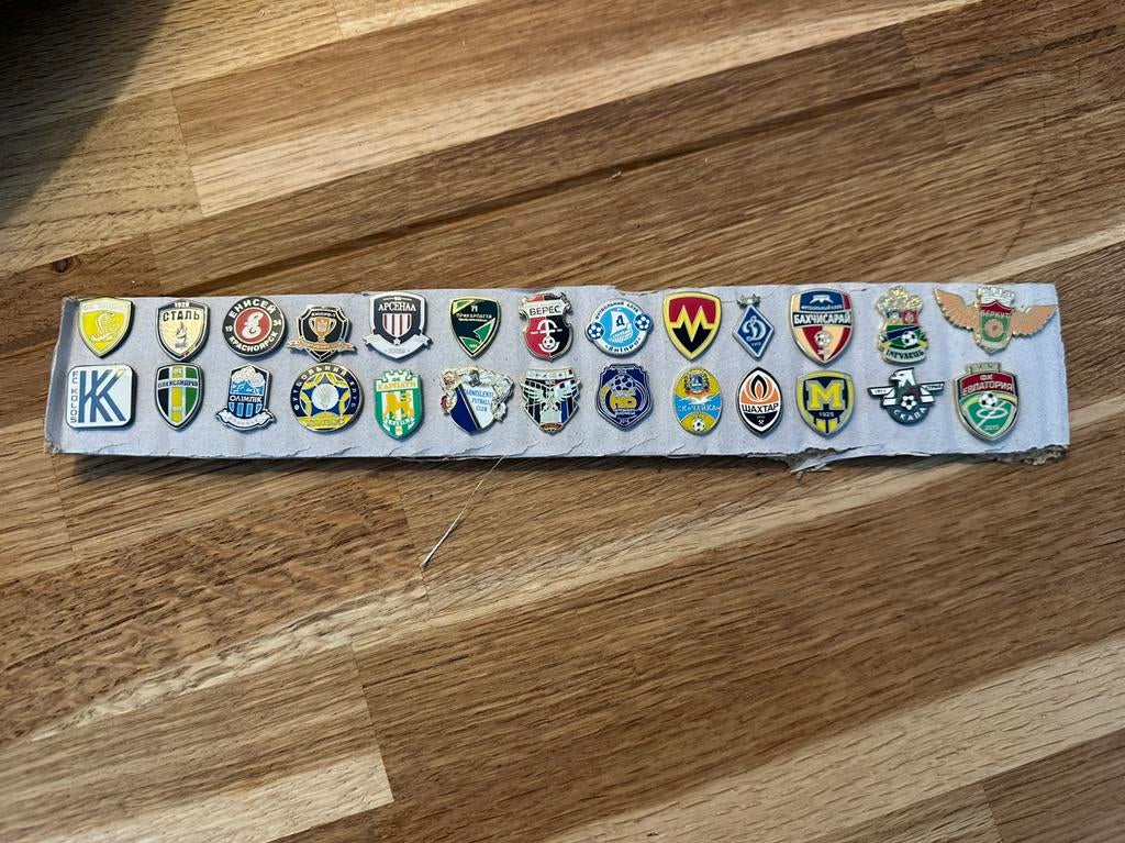 Voetbal pins Rusland per stuk €5,-, Ophalen of Verzenden