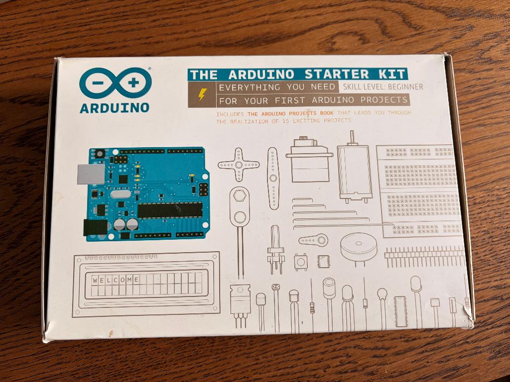 The Arduino Starter Kit (Arduino Uno), Ophalen of Verzenden, Zo goed als nieuw