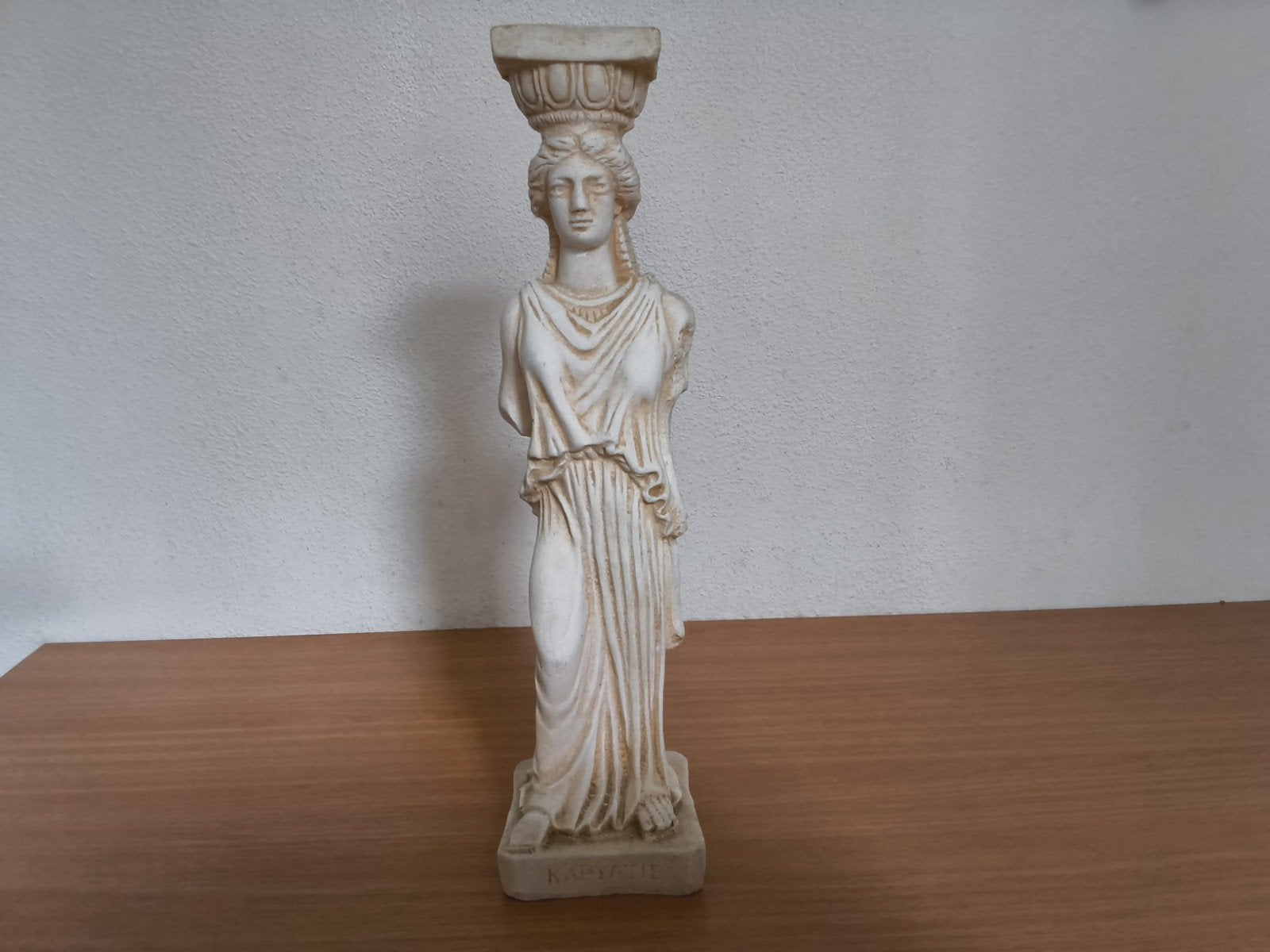 Kariatide beeldje - Klassieke Griekse sculptuur, Ophalen of Verzenden, 20 - 50 cm, Steen of Keramiek, Beeld