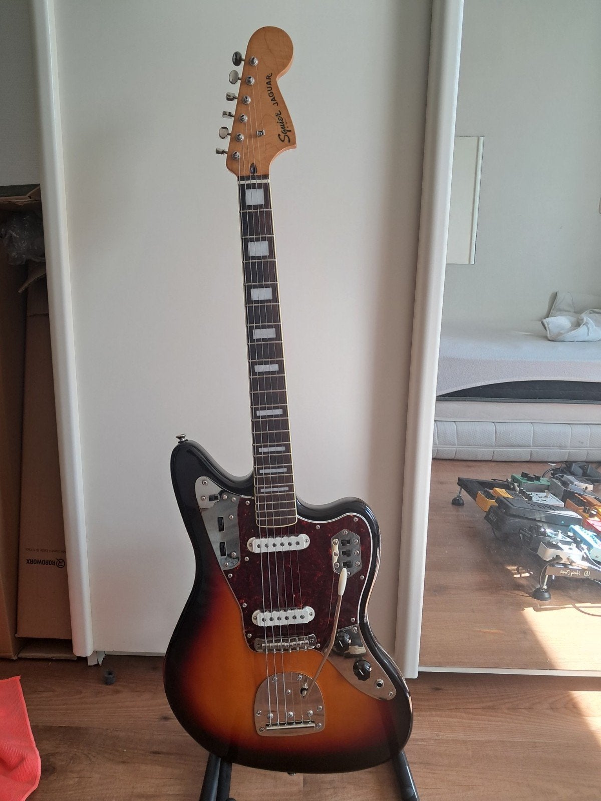 Squier CV 70s Jaguar LRL 3TS - Verbeterd en Speelklaar, Muziek en Instrumenten, Ophalen of Verzenden, Zo goed als nieuw, Solid body