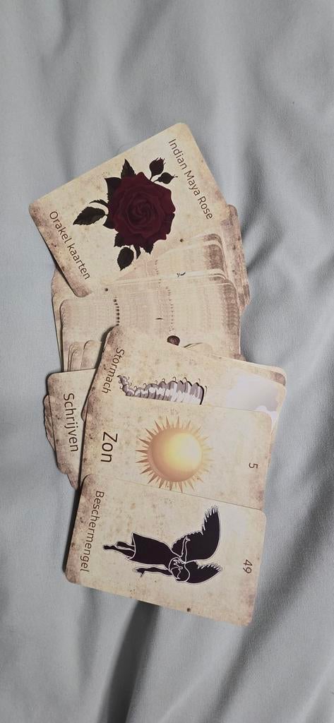 4 decks tarot /spiritueel/ inzicht, Ophalen of Verzenden, Gelezen