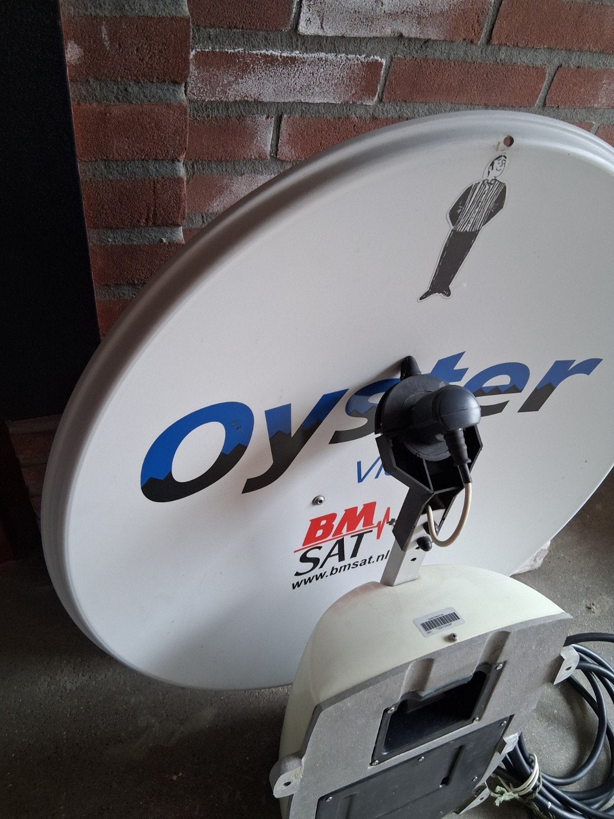 Oyster schotelantenne compleet met ontvanger en bediening, Audio, Tv en Foto, Schotelantennes, Ophalen of Verzenden, Gebruikt