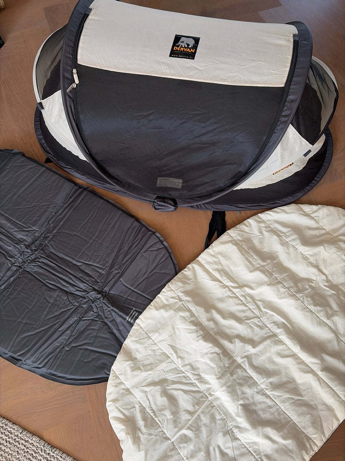 Deryan campingbedje/tentje voor baby/peuter - Goede staat, Ophalen of Verzenden, Gebruikt