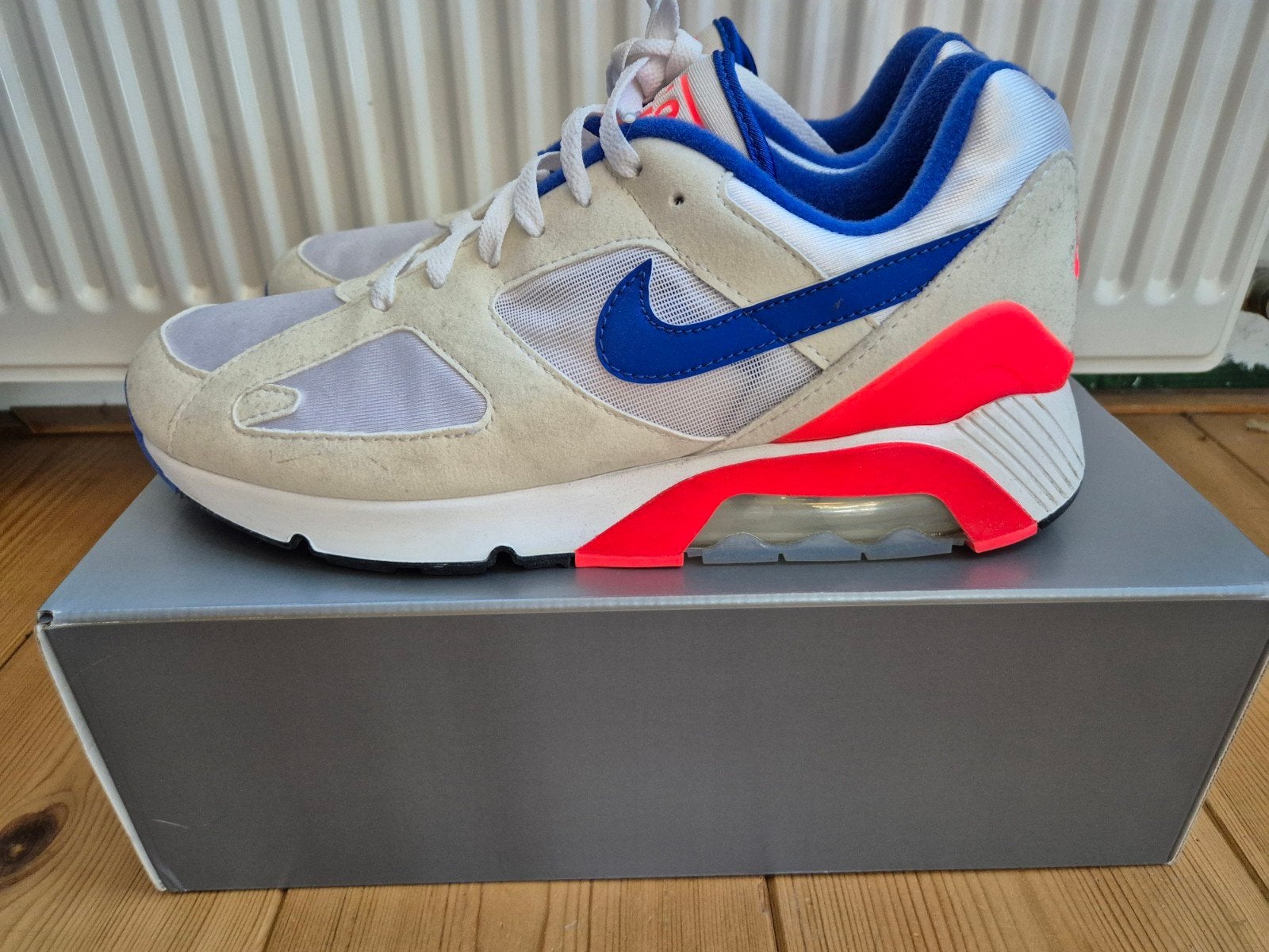 Nike Air 180 MT Maat 44 - Zo goed als nieuw, Overige kleuren, Nike, Ophalen of Verzenden, Sneakers of Gympen